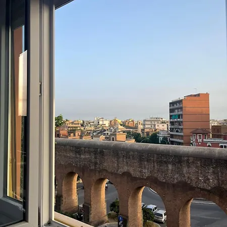 Ab Urbe Condita Apartamento *